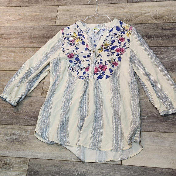 Anthropologie Floral Embroidered Tunic in Cream and Blue - Picture 7 of 8